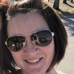 Meet your Posher, Renee